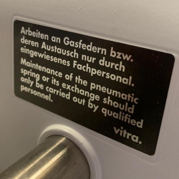 68401750a3e4d
